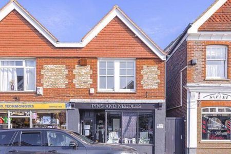 2 bedroom maisonette to rent - Photo 5