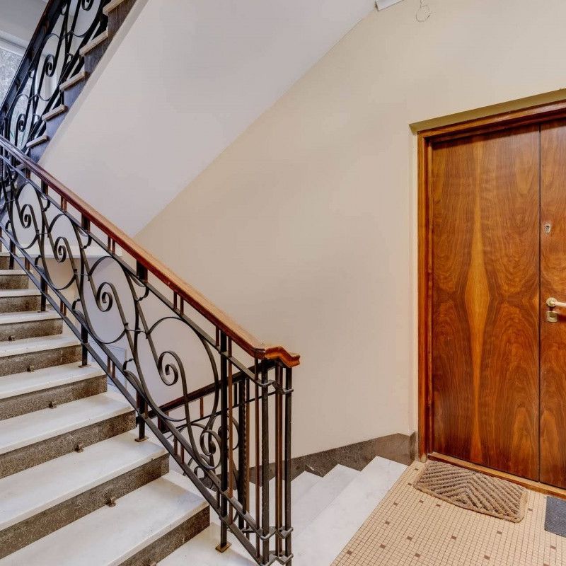 Reprezentacyjny apartament w zabytkowej kamienicy - Zdjęcie 1