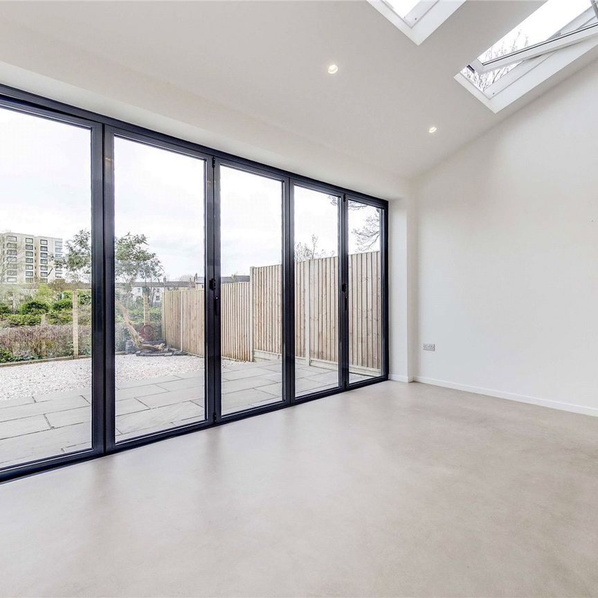 Pittville Gardens, London, SE25 4DJ - Photo 1
