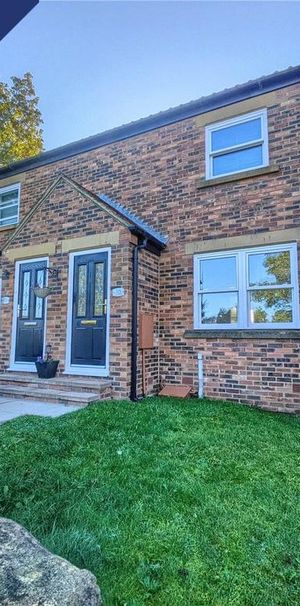 3 bedroom terraced house to rent - Photo 1