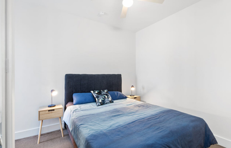 Modern Apartment Living in the Heart of St Clair - Photo 5