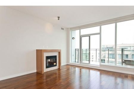 Penthouse in Richmond, BC - Photo 4