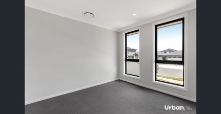 Spacious Family Home in Leppington - Photo 3