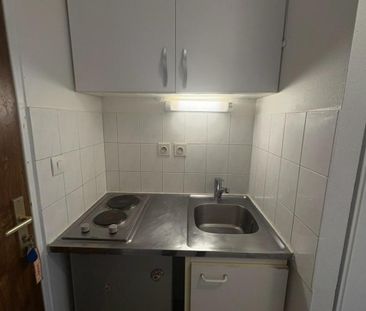 Location Appartement 1 pièce 16m² CLERMONT FERRAND 63000 - Photo 1
