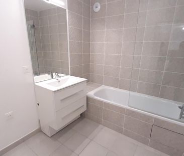 location Appartement T3 DE 61.11m² À CHILLY MAZARIN - Photo 3