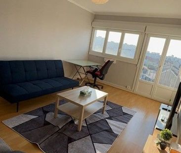 Location Appartement 2 pièces 44m² LA NEUVILLETTE 51100 - Photo 2