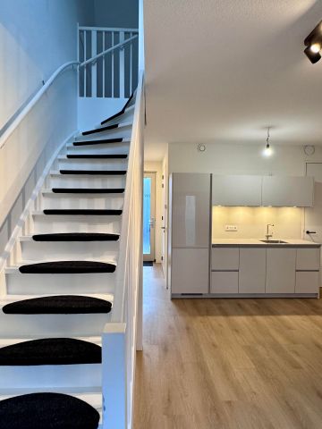 Appartement te huur: Achter Clarenburg 33-G 3511 JH Utrecht - Photo 2