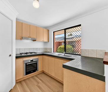 Spacious Villa in Balcatta - Photo 2