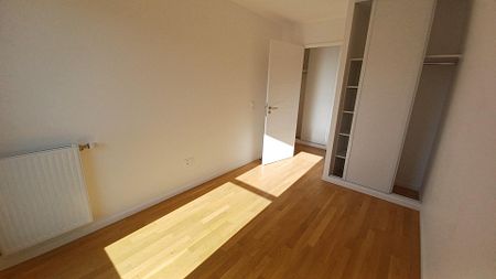 location Appartement F5 DE 102.41m² À CLICHY - Photo 3