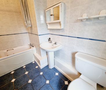 4 Bed Student Accommodation - Photo 2