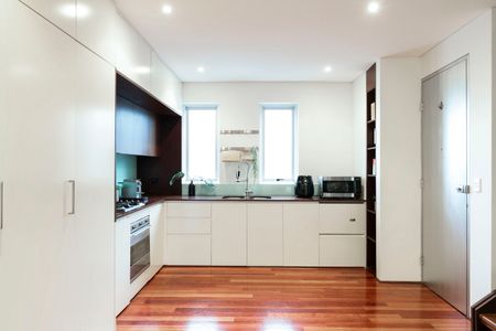 9D Collins Street, Beaconsfield NSW 2015 - House For Rent | Domain - Photo 5