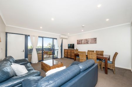 17/50 Commander Drive, Alkimos WA 6038 - Apartment For Rent | Domain - Photo 3