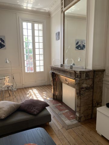 Location Appartement 2 pièces 68m² BORDEAUX 33000 - Photo 2