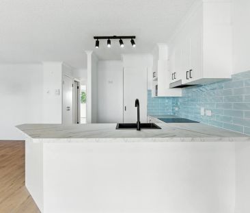 Absolute Beachfront Living! - Photo 6