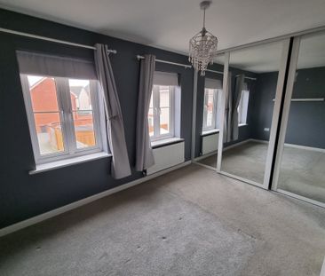 Helena Court - Photo 3