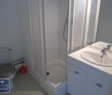 Location Appartement 1 pièce 23m² ST NAZAIRE 44600 - Photo 2