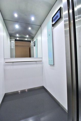 4 room luxury Flat for rent in Alicante, Valencia - Photo 2