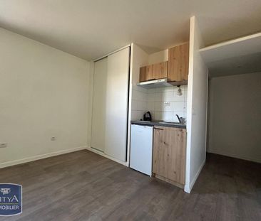 Location Appartement 1 pièce 24m² NOISY LE GRAND 93160 - Photo 2