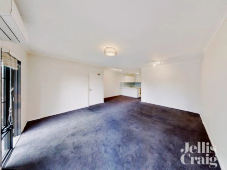 2 Bed, 1 Bath - Photo 2