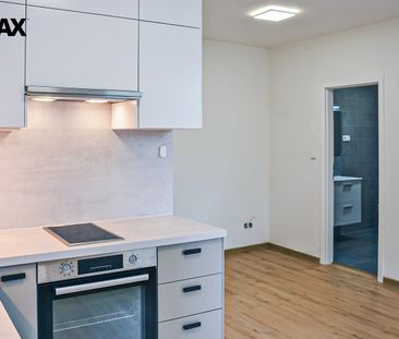 Pronájem bytu 1+kk 27 m² - Photo 2