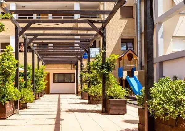 Alquiler de piso en Avenida Poeta Eduardo Flores, 86