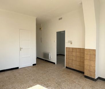 Location Appartement 2 pièces 45m² ISTRES 13800 - Photo 6