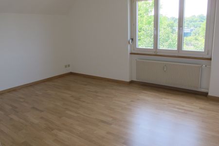 Grosszügige 3-Zimmer Dachwohnung - Foto 4