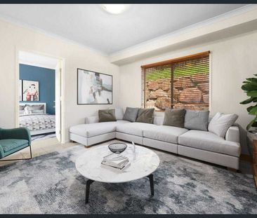 6 Tuggeranong Avenue - Photo 2