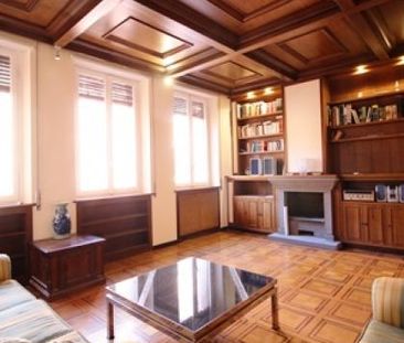 Centre-Ghetto: Semi Furnished 3 Bedroom, 2 bath, spacious living ro... - Photo 6