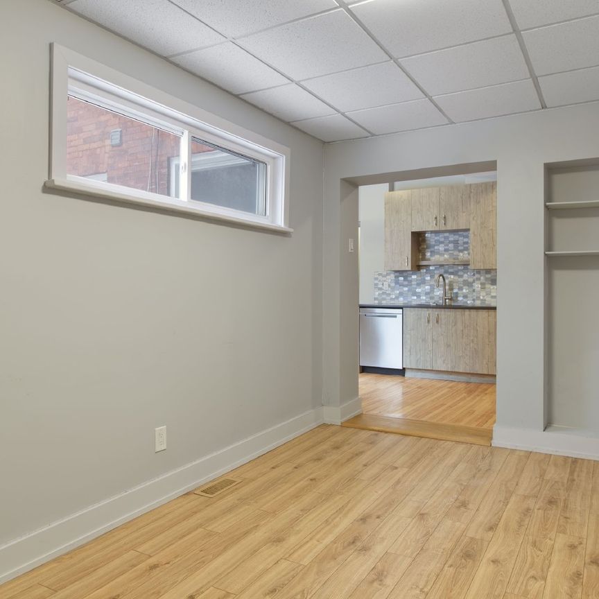 72 Fifth Avenue - 1 - Photo 1