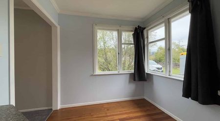 3 Bedroom House - Photo 3