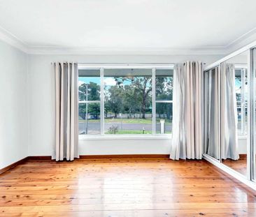 Spacious 3-Bedroom Home in Prime Location - Photo 4