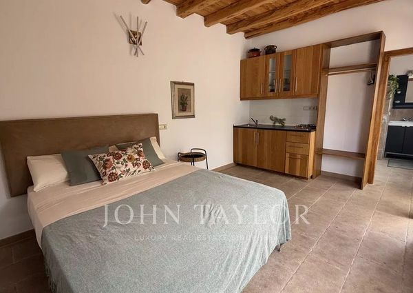 Cala Llonga, Balearic Islands 07849