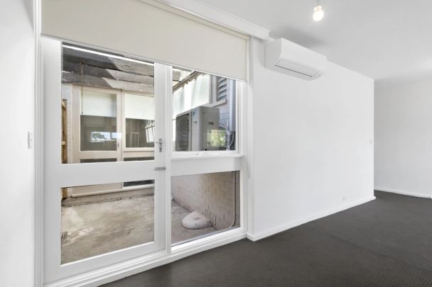 Unit 15/630 Toorak Road, - Photo 1