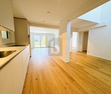 ELEGANT UND STILVOLL MIT HERRLICHER AUSSICHT - Foto 1