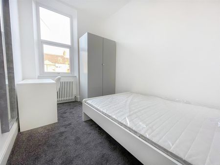 Wolseley Gardens, Newcastle Upon Tyne - Photo 5