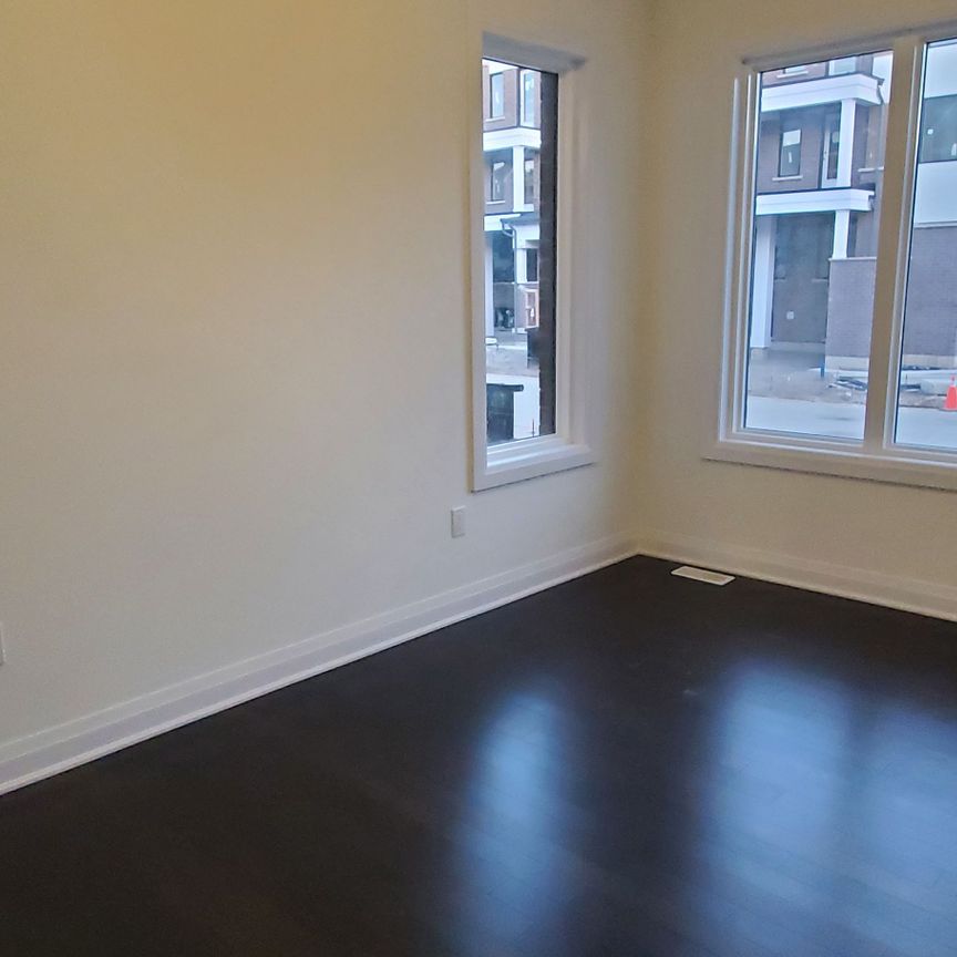 For Lease - 18 Kings hill Drive, Brampton, Ontario - Photo 1