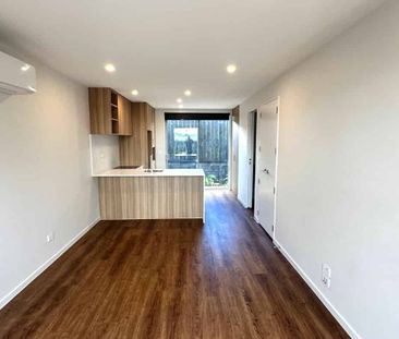 Mangere, 2 bedrooms - Photo 1