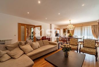 Apartamento T4 em Porto