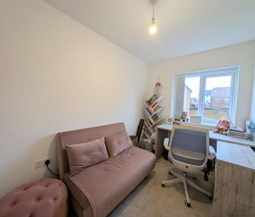 3 bedroom terraced house to rent - Photo 5