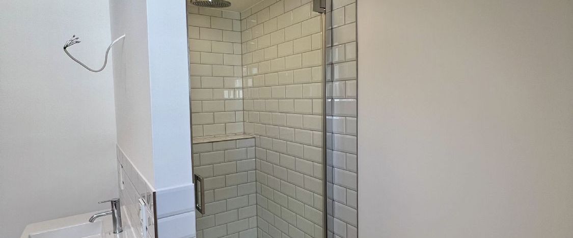 Elegante 2 Zimmer Wohnung in kernsaniertem Altbau - Photo 1