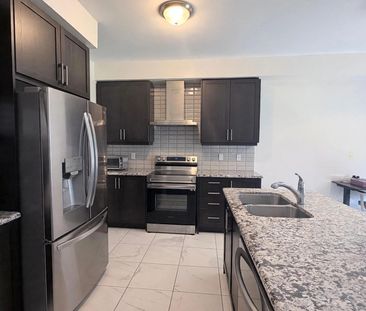 For Lease - 95 Hilts Drive, Richmond Hill, Ontario - Photo 3