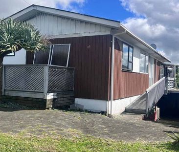 Spacious and versatile family home – full property - Photo 4