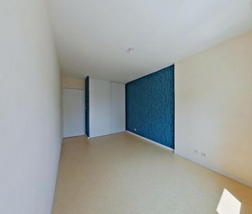 Location Appartement 3 pièces 63m² POITIERS 86000 - Photo 4