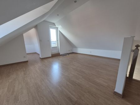 Location Appartement 2 pièces 45m² HAZEBROUCK 59190 - Photo 5