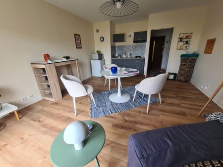 Location Appartement 1 pièce 31m² BRIVE LA GAILLARDE 19100 - Photo 2