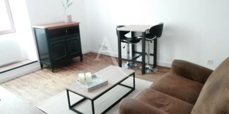 Location Appartement 2 pièces 33m² FONTENAY LE COMTE 85200 - Photo 2