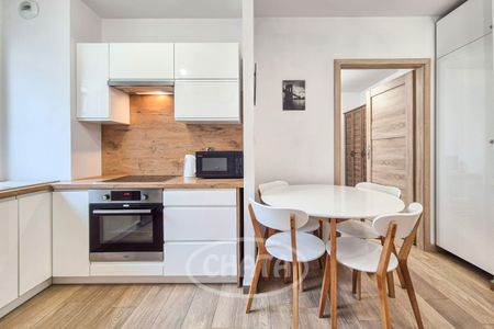 Legnicka/LUX/Winda/Garaż - Zdjęcie 2