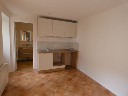 Location Appartement 2 pièces 24m² BEAUNE 21200 - Photo 3