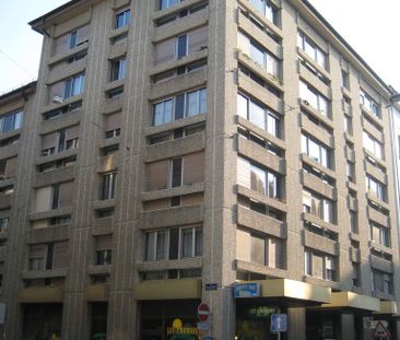 Petit studio rénové aux Paquis - Photo 3